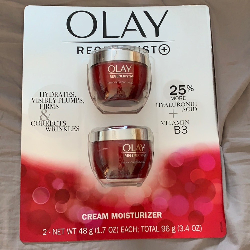 Olay Regenerist cream moisturizer